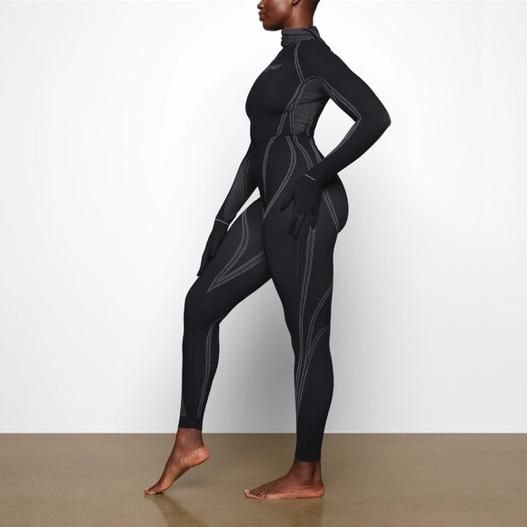 ❄️Skims First Layers Legging❄️ - Picture 6 of 8